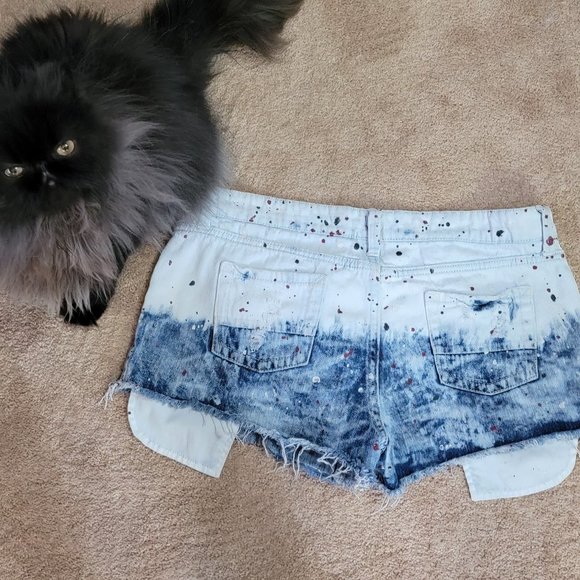 Rue 21 shorts paint splatter exposed pockets sz 9/10 womens - Picture 5 of 5